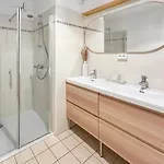 Apartment T3 Moderne, Balcon, Parking, Proche Centre *