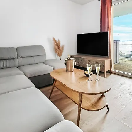 Apartment T3 Moderne, Balcon, Parking, Proche Centre *