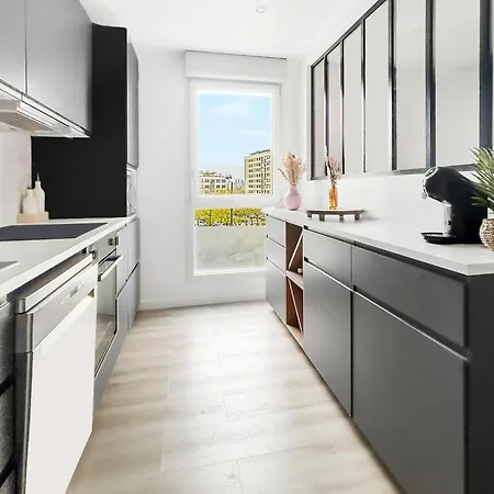 T3 Moderne, Balcon, Parking, Proche Centre Apartment Tours