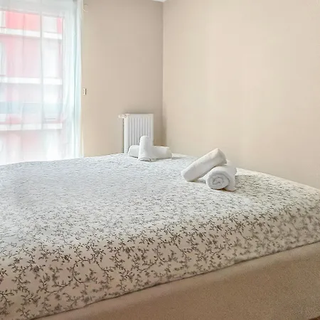 Daire T3 Moderne, Balcon, Parking, Proche Centre Tours