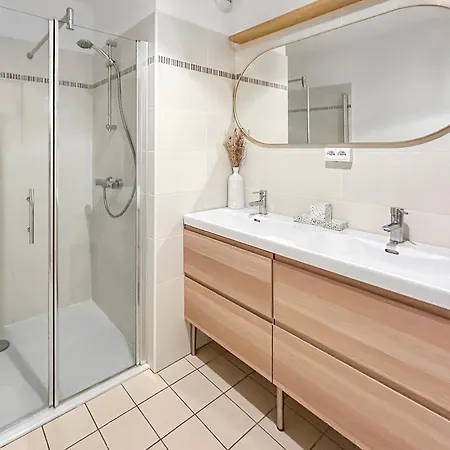 Apartment T3 Moderne, Balcon, Parking, Proche Centre *