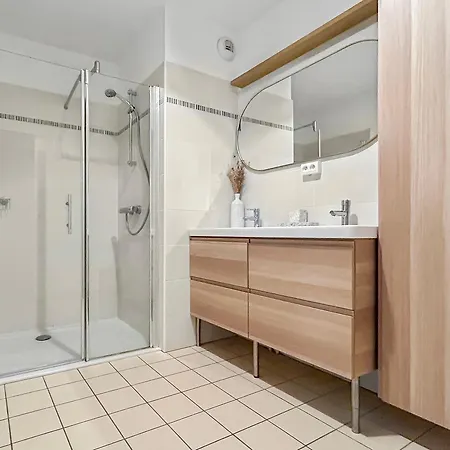 T3 Avec Parking Et Balcon - Centre A 8Mn En Tram * Tours
