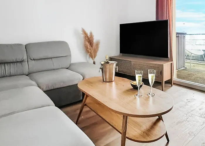 Apartment T3 Moderne, Balcon, Parking, Proche Centre *